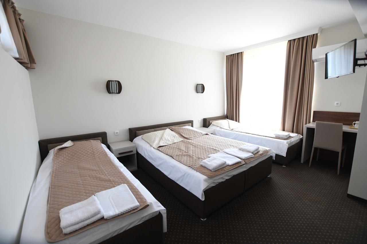 Atrijum Apartments And Rooms Kladovo Eksteriør billede