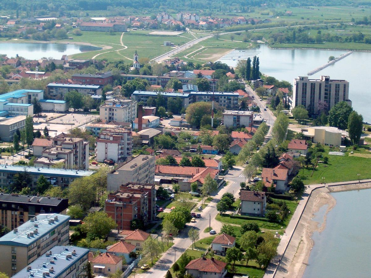 Atrijum Apartments And Rooms Kladovo Eksteriør billede